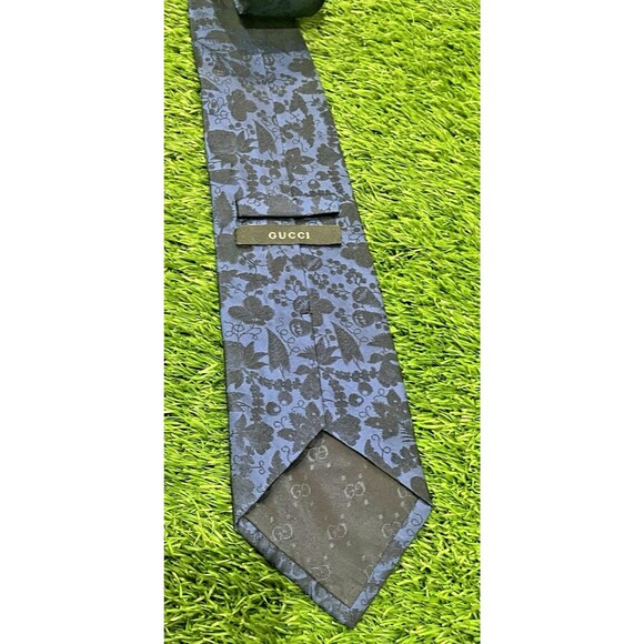 GUCCI Men's 100% Silk Skinny Necktie ITALY  FLORAL Blue EUC Rare 3.75 X 55 - Picture 5 of 14